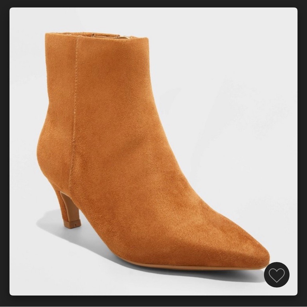 💕Universal Thread Ankle Booties with Faux Suede and Kitten Heel size 8 - NWT